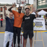 Linton Johnson con gli organizzatori, Federico Recco di Plesios e il Dott. Roberto Panigatti del Comune di Vimodrone