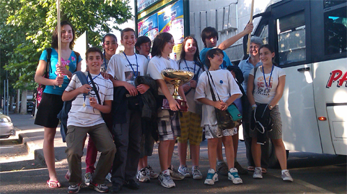 Cernusco sul Naviglio, alunni Aldo Moro vincono i Kangarou 2011