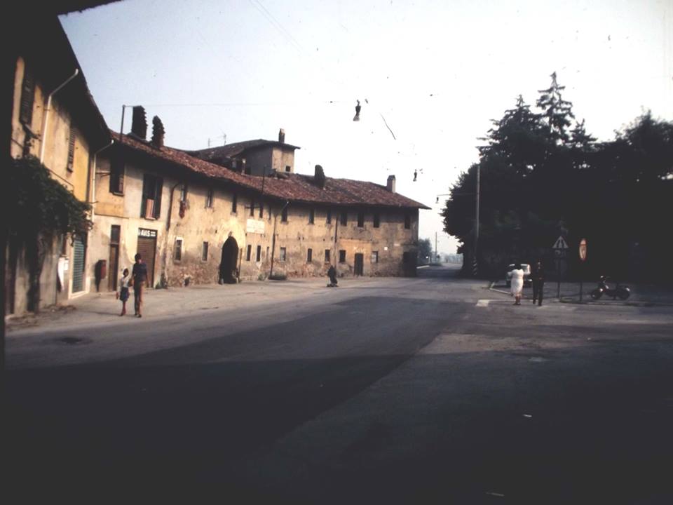 Piazza Cavur. 83like