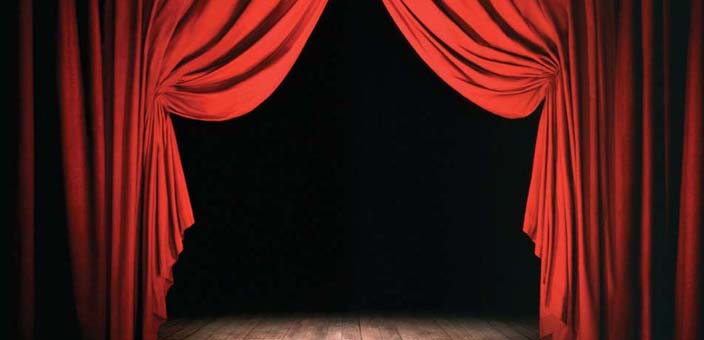 “Una donna impenetrabile” si presenta: anteprima gratuita alla Casa delle Arti gruppo teatro bussero