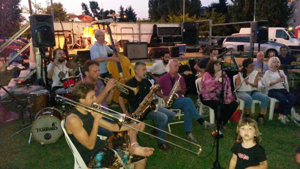 47246_401702256634221_7379421209639387106_n