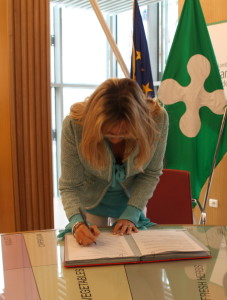 Il Commissario Straordinario Alessandra Tripodi firma il Protocollo d'Intesa