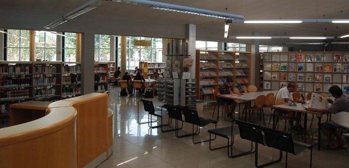 bibliotecapenaticenrusco