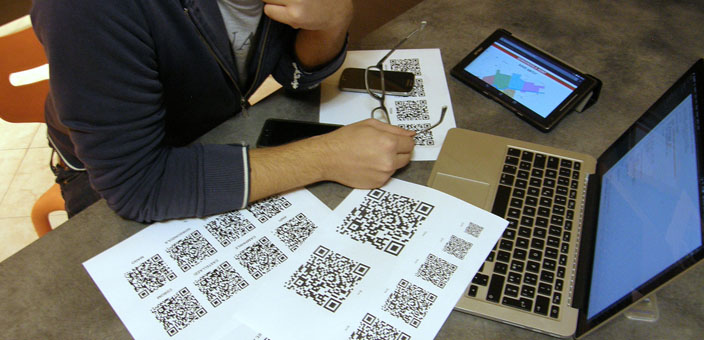 QR CODE