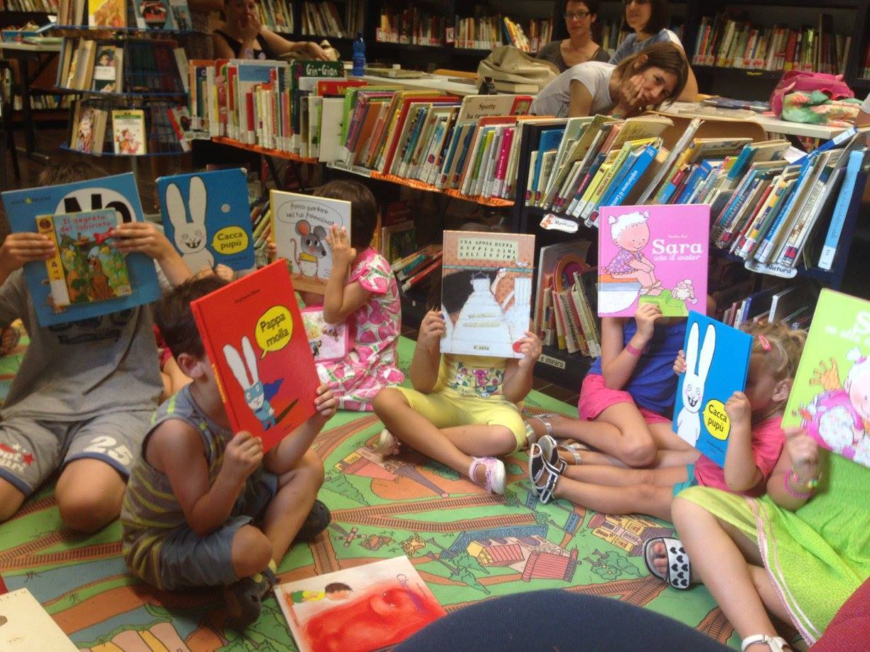 Biblioteca di Bussero © Flashbook Letture a Ciel Sereno Biblioteca di Bussero © Flashbook Letture a Ciel Sereno