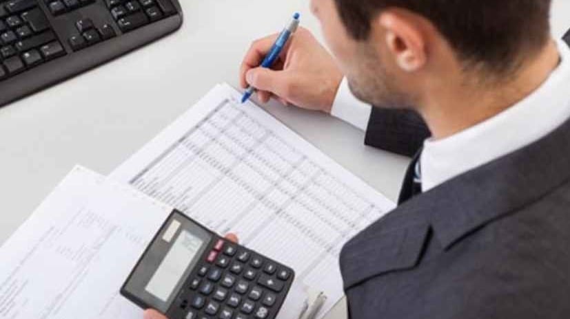 lavoro documenti burocrazia studio ufficio scrivania conti