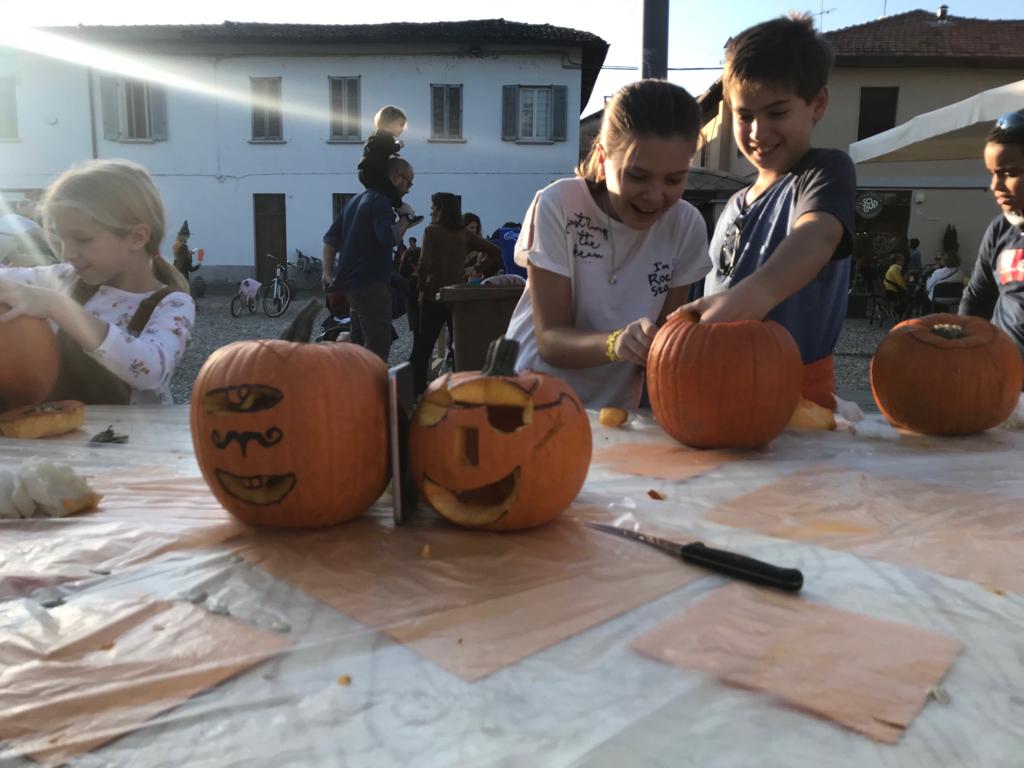 Taglio della zucca - Pro Loco Cernusco