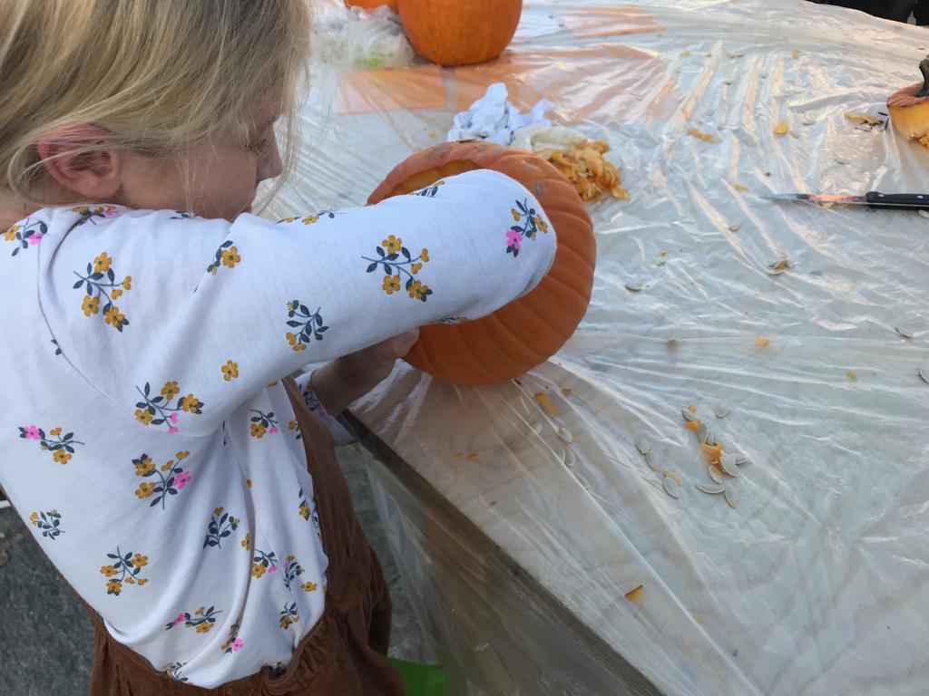 Taglio della zucca - Pro Loco Cernusco