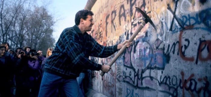 caduta-muro-e1541758368897