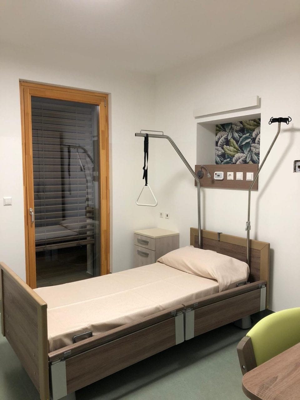 7c56db3e-ff77-4361-9fc6-c5aaf0b24090