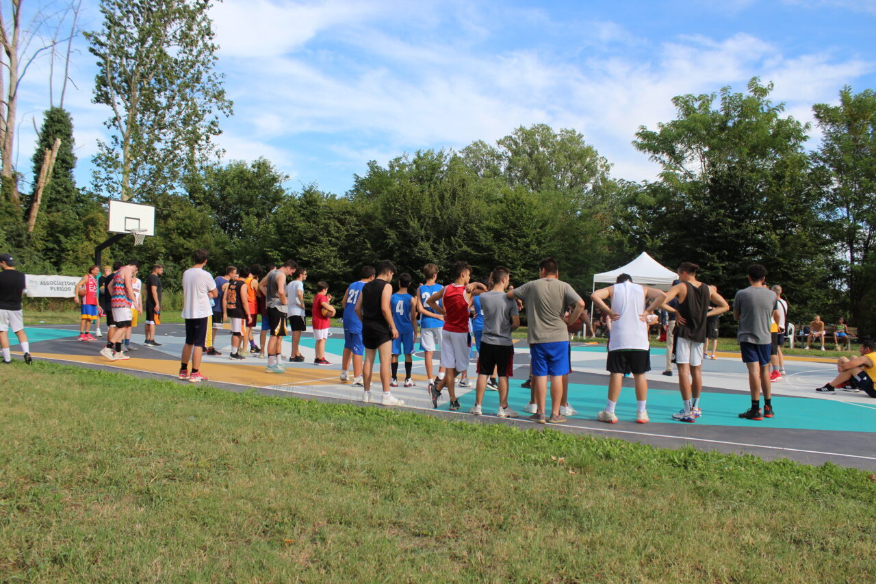 L'inaugurazione del nuovo campetto a Vimodrone