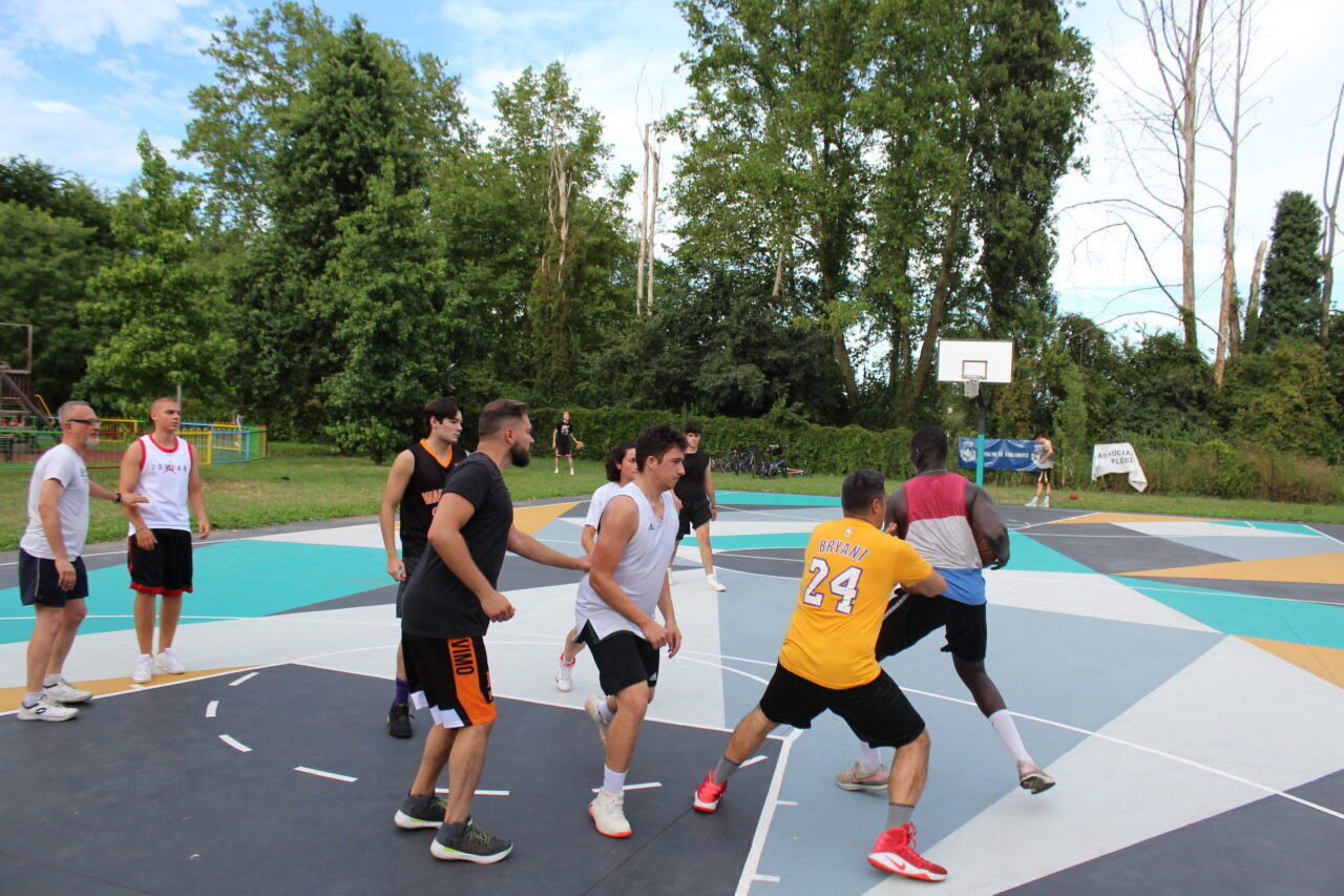 L'inaugurazione del nuovo campetto a Vimodrone