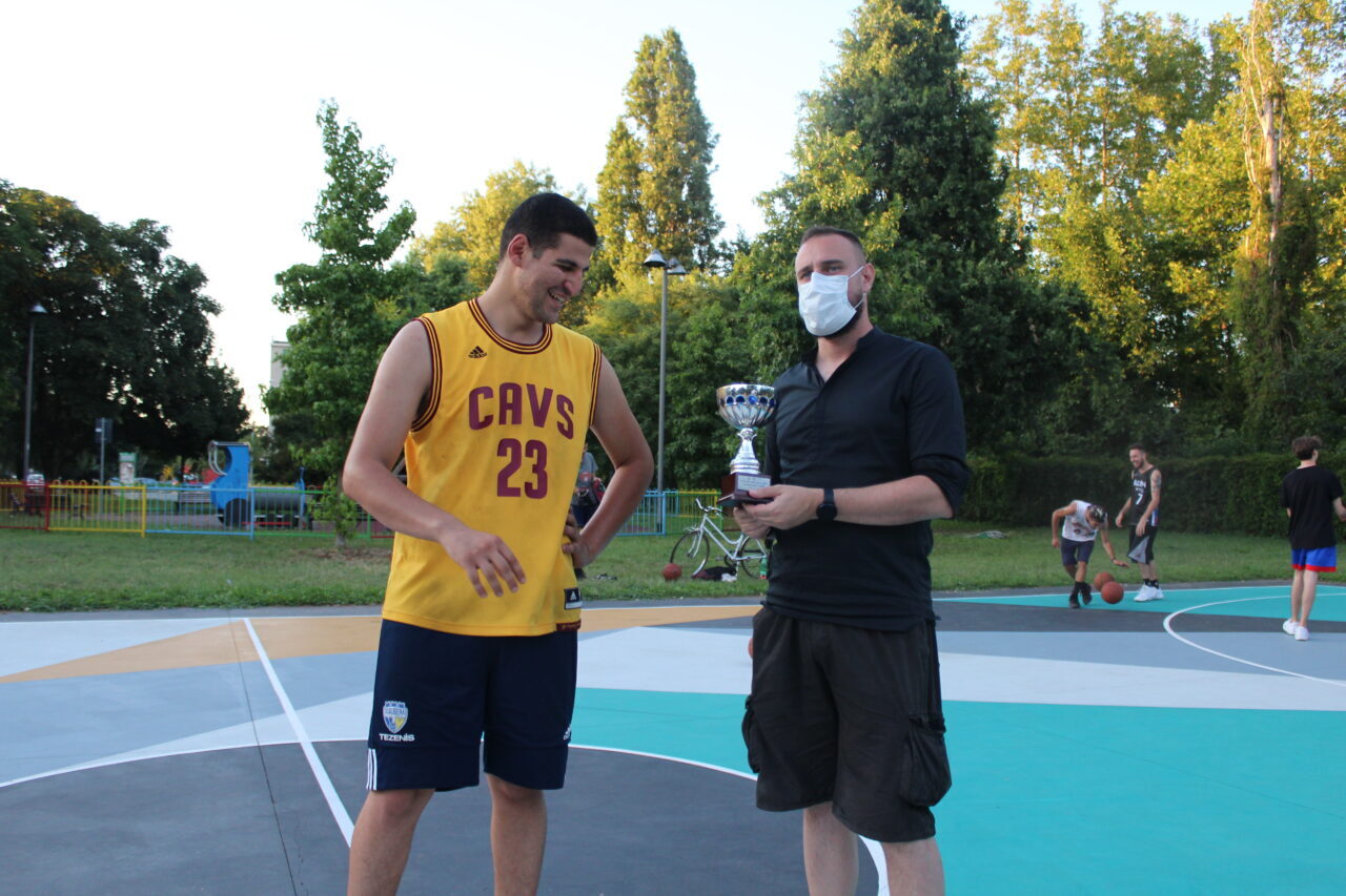 L'inaugurazione del nuovo campetto a Vimodrone