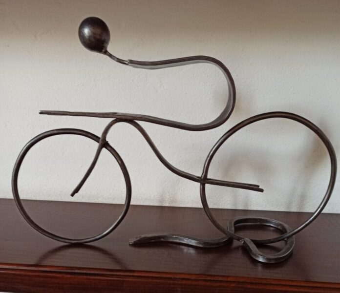 Scultura bicicletta