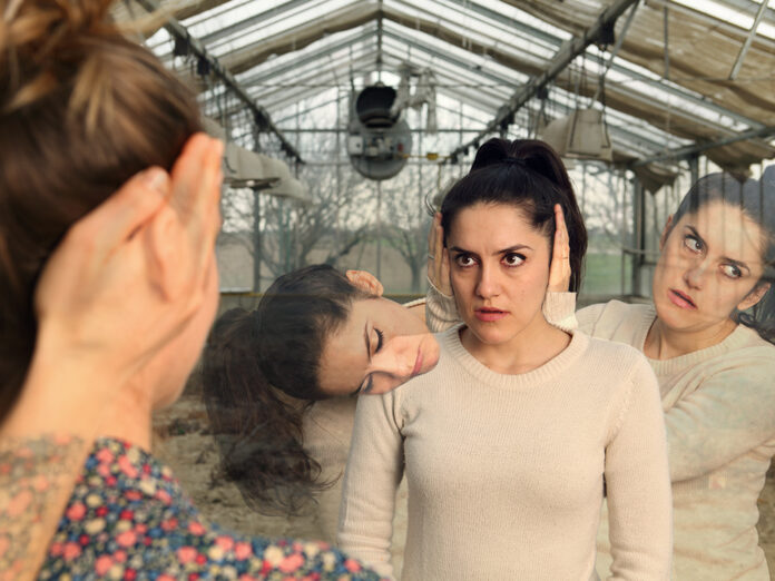 Arteries, Between me and the other2_THE HARD WAY TO UNDERSTAND EACH OTHER