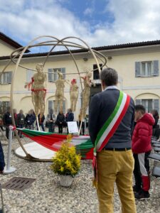 Omaggio ad Ilenia Carugate