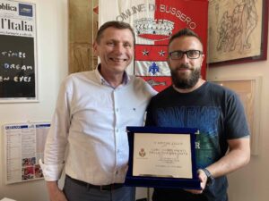 busseresi prestati al mondo