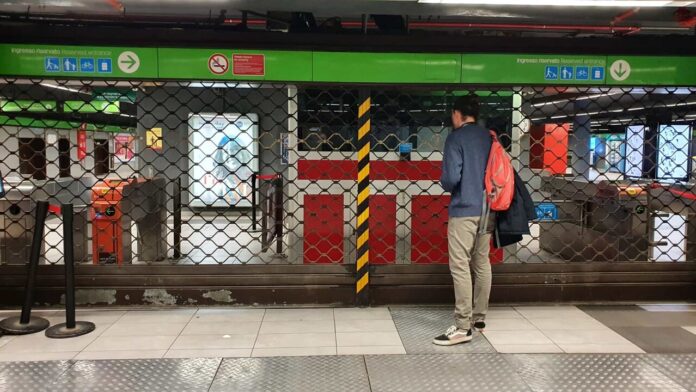 cologno metropolina chiusa a M2 perde un pezzo. Da domenica sulla metro verde di Milano sono infatti chiuse per lavori le stazioni di Cologno Sud, centro e Nord.