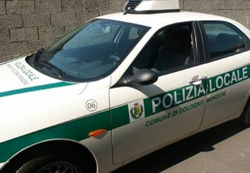 polizia locale cologno monzese incidente scuola volta