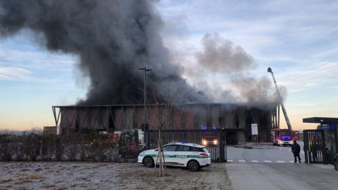 planet farms incendio incendio planet farms