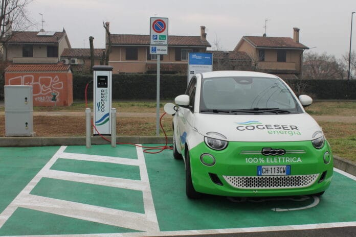 Truccazzano colonnina di ricarica elettrica colonnina di ricarica