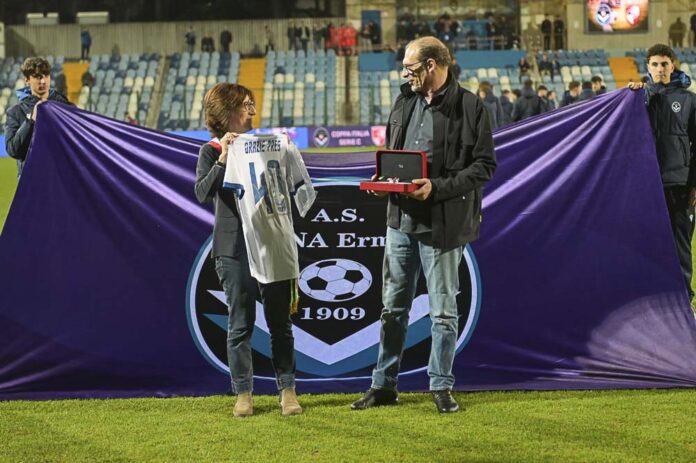 GORGONZOLA CONSEGNATE LE CHIAVI DELLA CITTA' A ORESTE BAMONTE